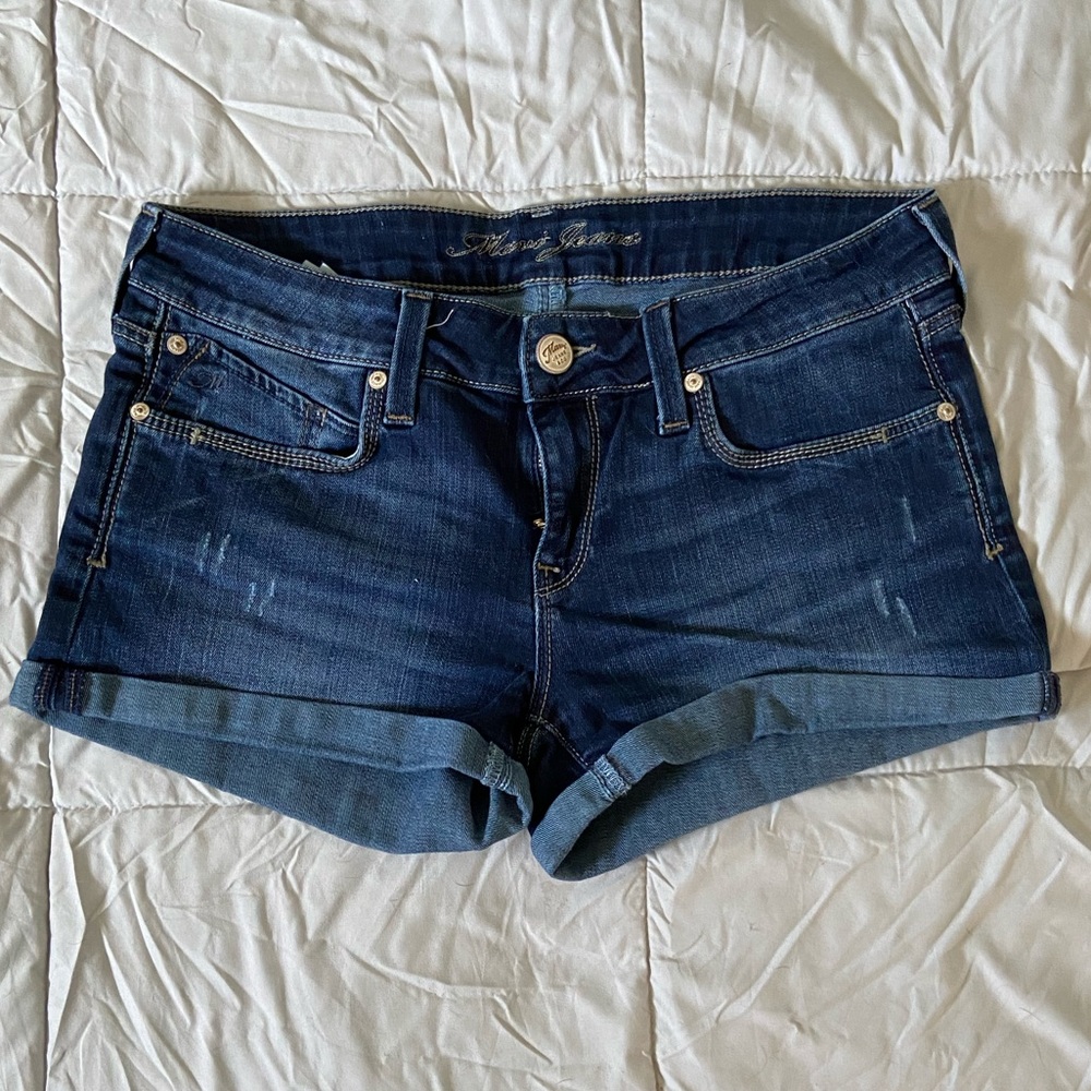 Mavi Shorts